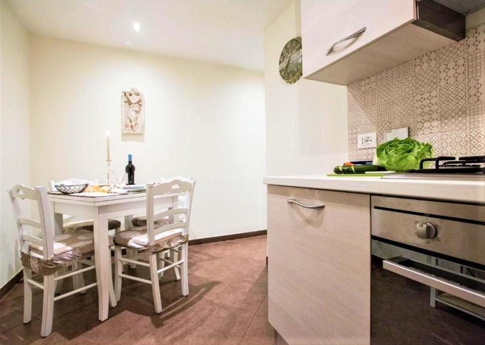 Charming Suite Cavour Heart Of Florence Luaran gambar